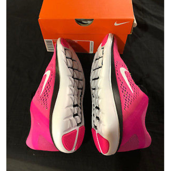 Nike Pink and Black Athletic Shoes - Picture 3 of 3